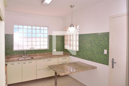 Casa à venda com 156m², 3 quartos e 2 vagasCozinha