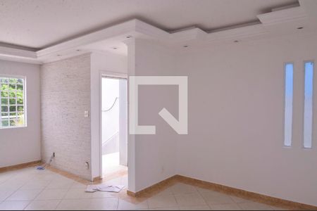 Sala de casa para alugar com 3 quartos, 156m² em Vila Valparaiso, Santo André