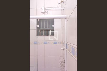 Casa à venda com 156m², 3 quartos e 2 vagasBanheiro