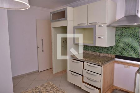 Casa à venda com 156m², 3 quartos e 2 vagasCozinha