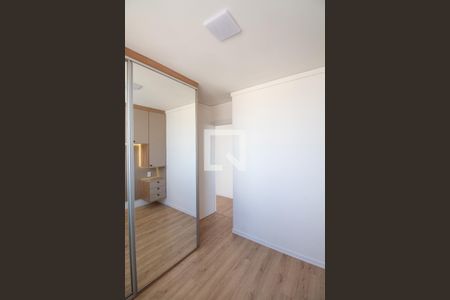 Quarto 2 de apartamento para alugar com 2 quartos, 37m² em Jardim Miriam, São Paulo