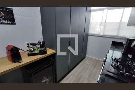 Apartamento à venda com 79m², 2 quartos e 2 vagas Apartamento à venda com 79m², 2 quartos e 2 vagasCozinha