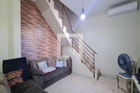 Sala de casa para alugar com 3 quartos, 150m² em Quintino Bocaiúva, Rio de Janeiro