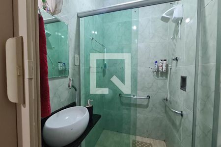 Banheiro da Suíte de casa para alugar com 3 quartos, 150m² em Quintino Bocaiúva, Rio de Janeiro