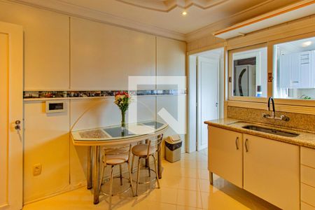 Apartamento à venda com 156m², 3 quartos e 2 vagas Apartamento à venda com 156m², 3 quartos e 2 vagasCozinha