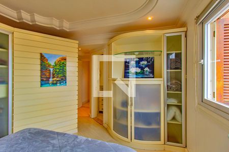 Apartamento à venda com 156m², 3 quartos e 2 vagas Apartamento à venda com 156m², 3 quartos e 2 vagasSuíte