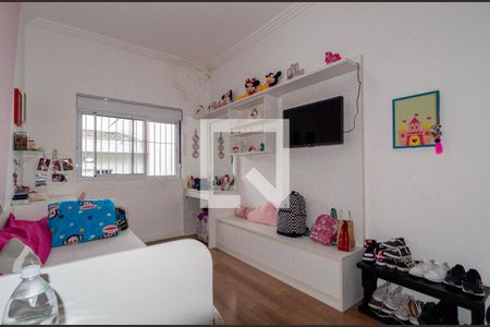 Casa à venda com 190m², 4 quartos e 2 vagas Casa à venda com 190m², 4 quartos e 2 vagasQuarto 2