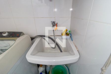 Casa à venda com 190m², 4 quartos e 2 vagas Casa à venda com 190m², 4 quartos e 2 vagasDetalhe - Área de Serviço