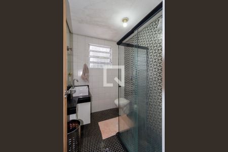 Casa à venda com 190m², 4 quartos e 2 vagas Casa à venda com 190m², 4 quartos e 2 vagasBanheiro 1
