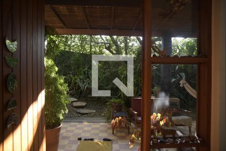 Sala de casa de condomínio para alugar com 3 quartos, 320m² em Jardim Colibri, Cotia