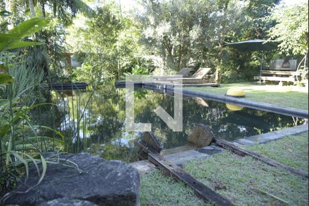 Casa de condomínio para alugar com 320m², 3 quartos e 2 vagasPiscina