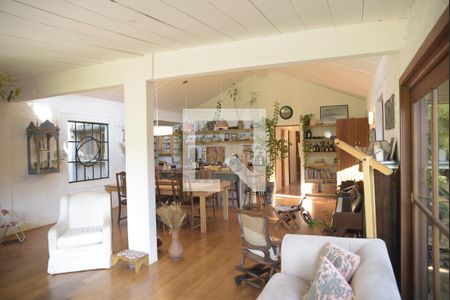 Sala de casa de condomínio para alugar com 3 quartos, 320m² em Jardim Colibri, Cotia