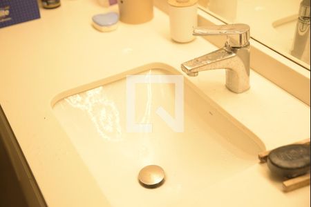 Casa de condomínio para alugar com 320m², 3 quartos e 2 vagasBanheiro da Suíte