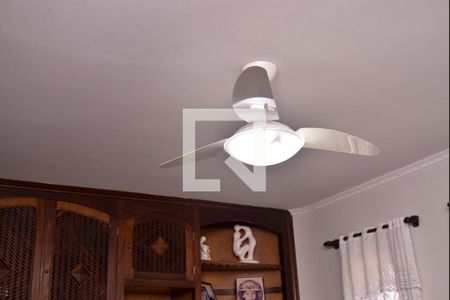 Quarto de casa para alugar com 3 quartos, 200m² em Vila Camilópolis, Santo André