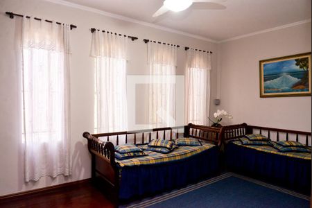 Quarto de casa para alugar com 3 quartos, 200m² em Vila Camilópolis, Santo André