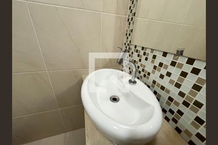 Apartamento à venda com 87m², 3 quartos e 1 vaga Apartamento à venda com 87m², 3 quartos e 1 vagaBanheiro Corredor