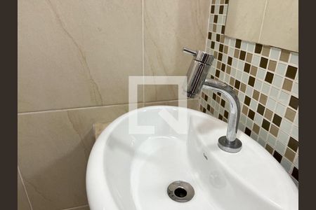 Apartamento à venda com 87m², 3 quartos e 1 vaga Apartamento à venda com 87m², 3 quartos e 1 vagaBanheiro Corredor