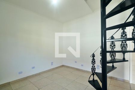 Sala de casa para alugar com 2 quartos, 100m² em Vila Camilópolis, Santo André