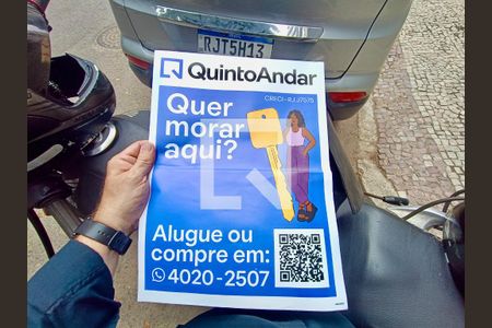 Apartamento à venda com 220m², 3 quartos e 3 vagas Apartamento à venda com 220m², 3 quartos e 3 vagasCartaz