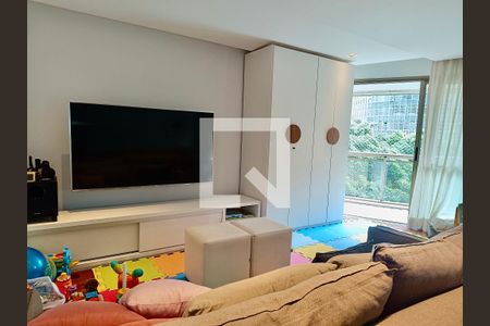 Sala  de apartamento à venda com 3 quartos, 220m² em Lagoa, Rio de Janeiro