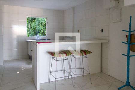 Apartamento à venda com 200m², 3 quartos e 1 vaga Apartamento à venda com 200m², 3 quartos e 1 vagaCozinha