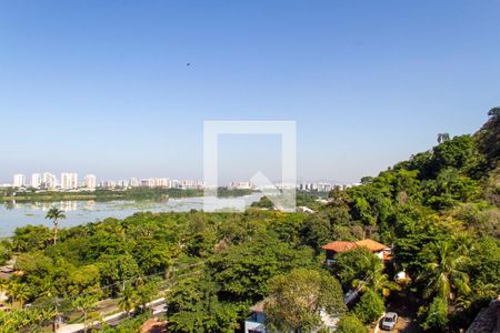 Apartamento à venda com 200m², 3 quartos e 1 vaga Apartamento à venda com 200m², 3 quartos e 1 vagaVista Térreo
