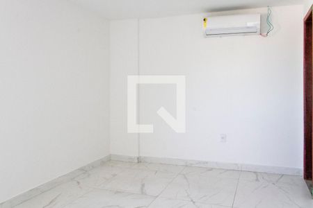 Apartamento à venda com 200m², 3 quartos e 1 vaga Apartamento à venda com 200m², 3 quartos e 1 vagaQuarto 3