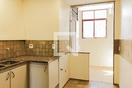 Apartamento à venda com 140m², 3 quartos e 2 vagasCozinha