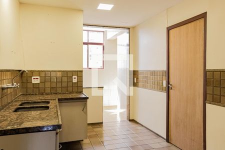 Apartamento à venda com 140m², 3 quartos e 2 vagasCozinha