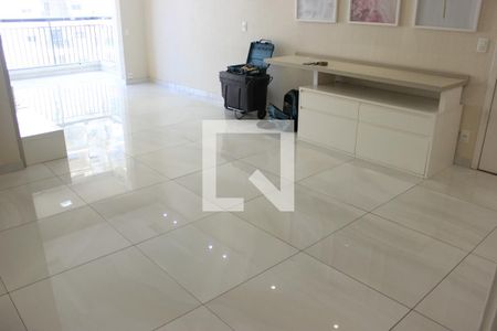 Sala de apartamento para alugar com 3 quartos, 96m² em Vila Augusta, Guarulhos