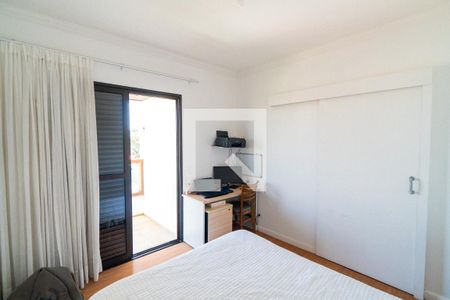 Suite 1 de apartamento para alugar com 3 quartos, 385m² em Jardim Prudência, São Paulo