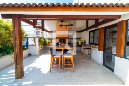 Apartamento à venda com 385m², 3 quartos e 4 vagas Apartamento à venda com 385m², 3 quartos e 4 vagasChurrasqueira