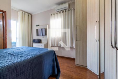 Casa à venda com 150m², 3 quartos e 2 vagasSuíte - Quarto