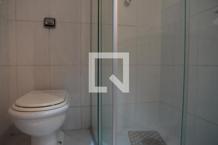 Banheiro de apartamento à venda com 3 quartos, 124m² em Vila Romana, São Paulo