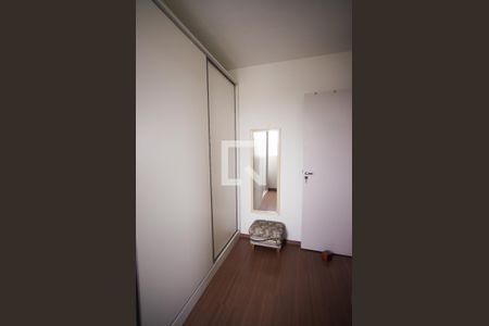 Quarto 1 de apartamento à venda com 2 quartos, 44m² em Mantiqueira, Belo Horizonte