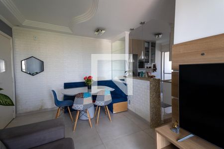 Sala de apartamento para alugar com 2 quartos, 50m² em Quinta da Paineira, São Paulo