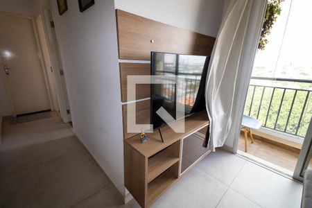 Sala de apartamento para alugar com 2 quartos, 50m² em Quinta da Paineira, São Paulo