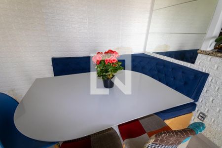 Sala de apartamento para alugar com 2 quartos, 50m² em Quinta da Paineira, São Paulo