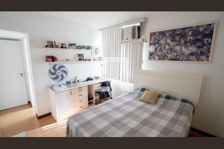 Apartamento à venda com 110m², 3 quartos e 1 vagaQuarto 