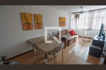 Sala de apartamento à venda com 3 quartos, 110m² em Icaraí, Niterói