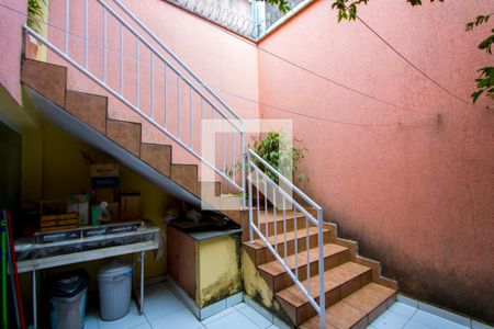 Casa à venda com 200m², 4 quartos e 4 vagas Casa à venda com 200m², 4 quartos e 4 vagasQuintal