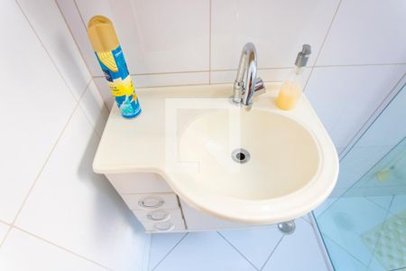 Casa à venda com 200m², 4 quartos e 4 vagas Casa à venda com 200m², 4 quartos e 4 vagasBanheiro do quarto 2