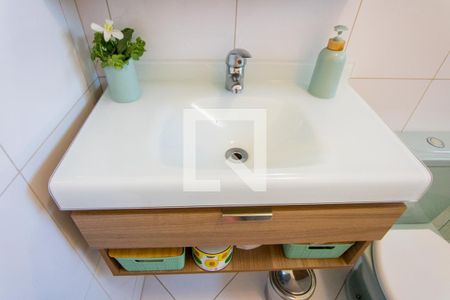 Casa à venda com 200m², 4 quartos e 4 vagas Casa à venda com 200m², 4 quartos e 4 vagasBanheiro do quarto 3