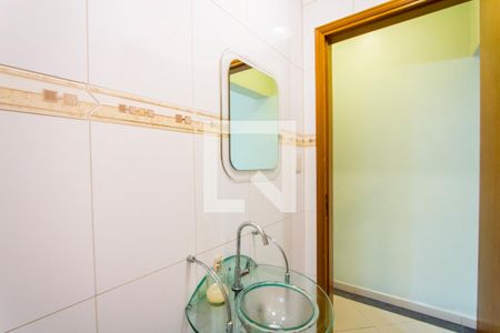 Lavabo de casa à venda com 3 quartos, 200m² em Vila Scarpelli, Santo André