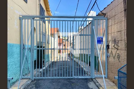 Casa à venda com 80m², 2 quartos e 1 vaga Casa à venda com 80m², 2 quartos e 1 vagaFachada