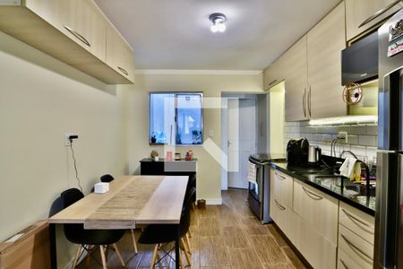 Casa à venda com 80m², 2 quartos e 1 vaga Casa à venda com 80m², 2 quartos e 1 vagaCozinha