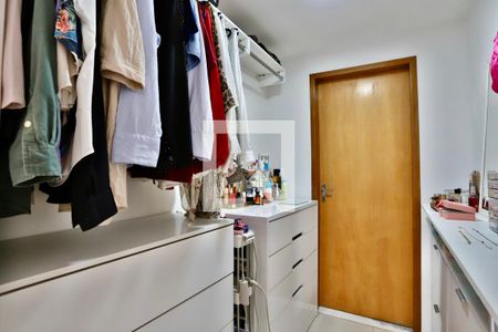 Casa à venda com 80m², 2 quartos e 1 vaga Casa à venda com 80m², 2 quartos e 1 vagaCloset da suíte 1