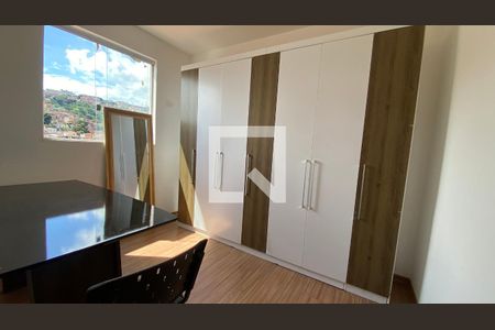 Quarto 2 de apartamento para alugar com 3 quartos, 100m² em Jardim America, Belo Horizonte
