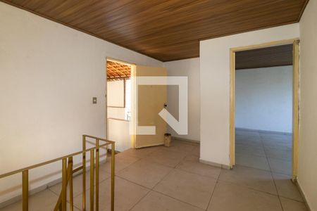 Casa para alugar com 1150m², 3 quartos e 3 vagasHall