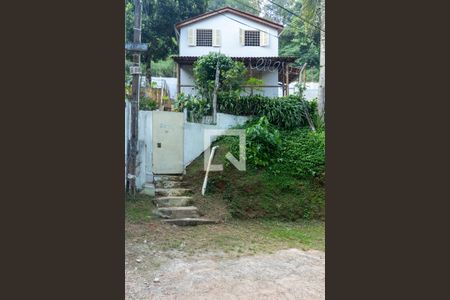 Casa para alugar com 1150m², 3 quartos e 3 vagasFachada